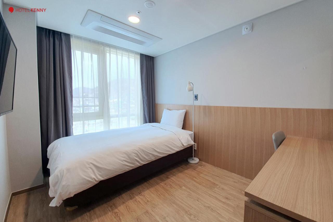 Hotel Kenny Yeosu Ngoại thất bức ảnh